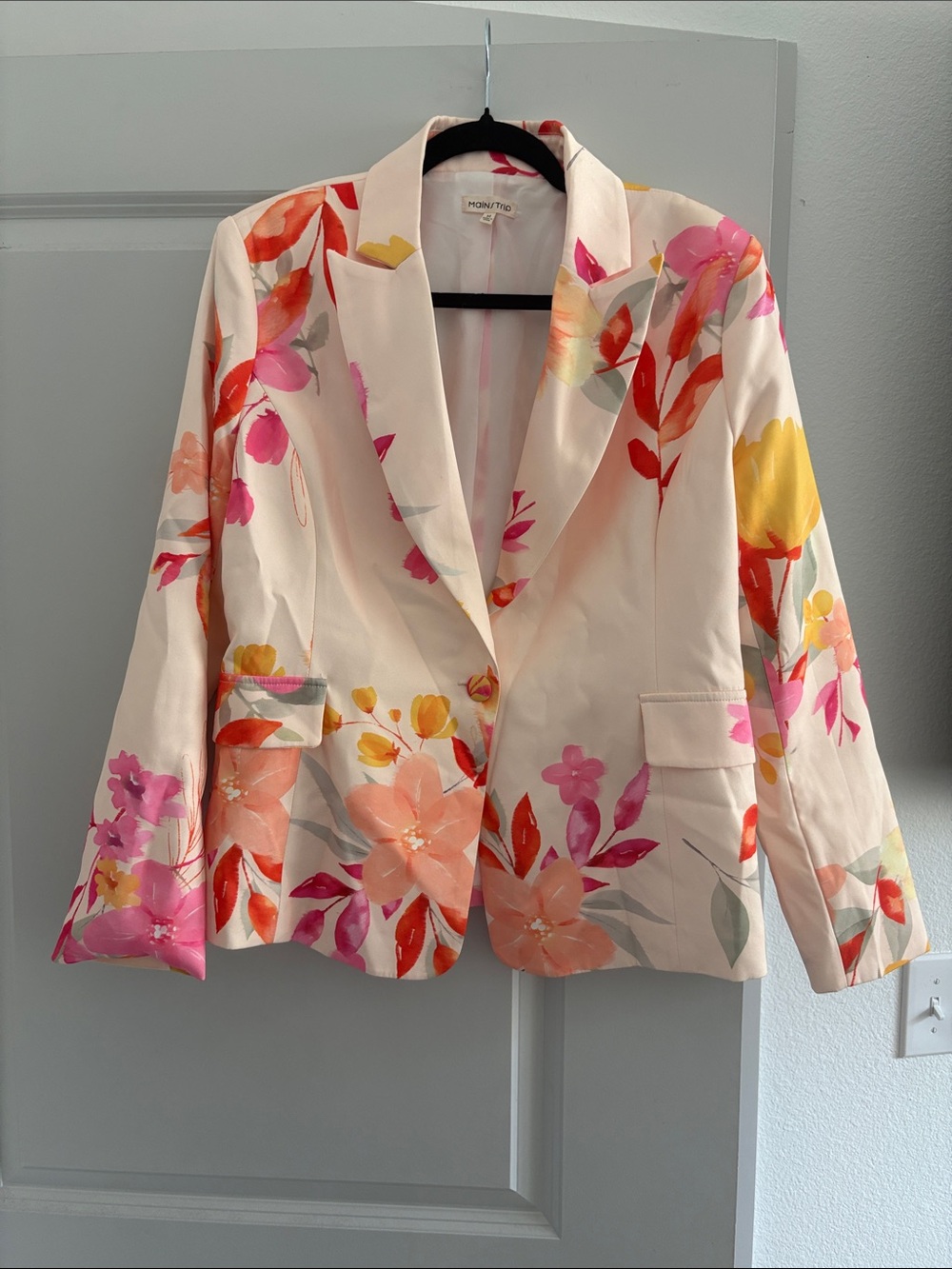 Main Strip Floral Blazer Jacket in Pink, Yellow & Coral